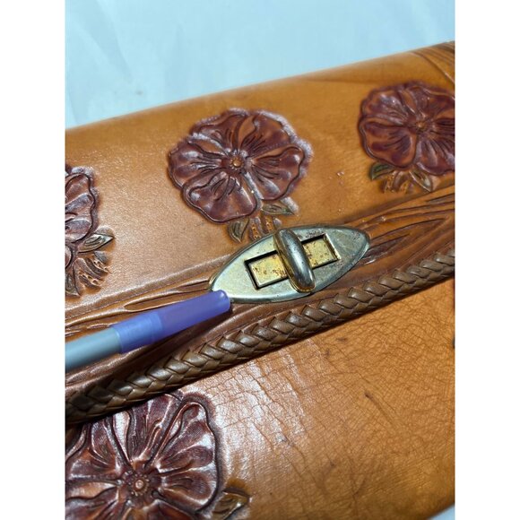 Vintage Southwestern Tooled Leather Shoulder Bag With Floral Design - Picture 9 of 14